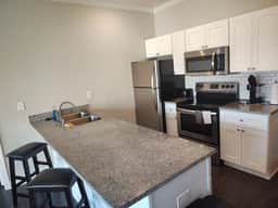 Contemporary Hideout - 7min to Clemson University - Image 2