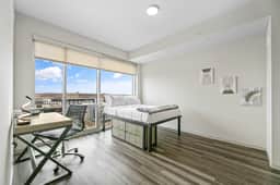 Designer Finishes & City Views - Image 4