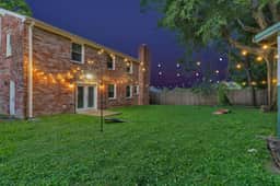 E Nash House with Chef's Kitchen and Fenced Yard - Image 5