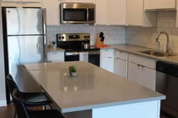 Modern Campustown Retreat Near ISU & Stadium - Image 3