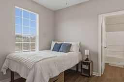 Modern Apt Near UNC Pembroke w/Pool & Gym Access - Image 4