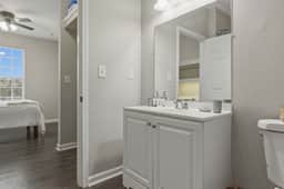Modern Apt Near UNC Pembroke w/Pool & Gym Access - Image 5