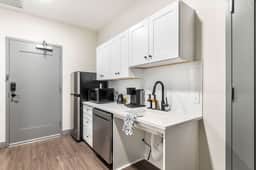 Right Next To Atrium Hospital | ADA-Friendly Stay - Image 2