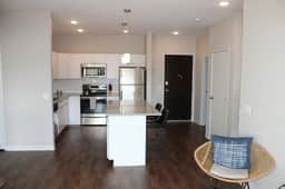 Stylish Campustown Stay with Gym & Balcony - Image 2