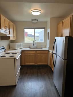 WSU HomeBase Comfort & Convenience Near Airport - Image 3