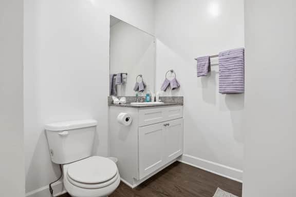 Contemporary Hideout - 7min to Clemson University - Image 5