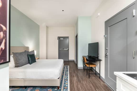 Cozy Stay Next To Atrium Hospital | Walk Score 74; Mercer Music at Capricorn – ~12-minute walk (0.6 miles) - Image 3