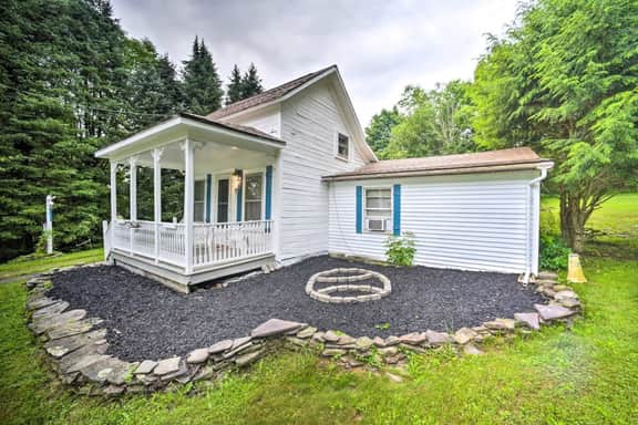 Historic Charm Near Dreams Park | Grill & Fire Pit - Image 2
