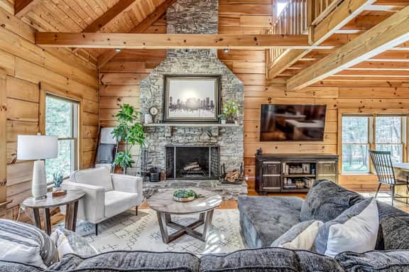 Luxury Lakefront Cabin - Image 2