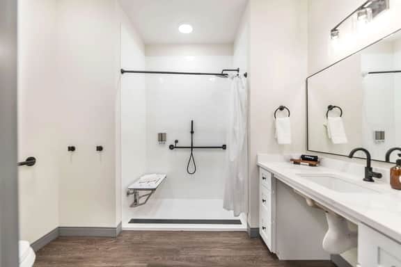 Right Next To Atrium Hospital | ADA-Friendly Stay - Image 3