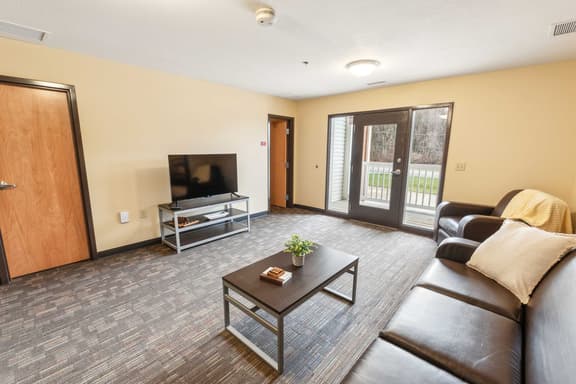 Modern Retreat Near Campus & Local Trails - Image 1