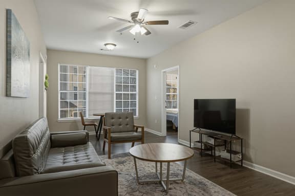 New! Modern Stay Across from UNC-P | Pool & Gym! - Image 1