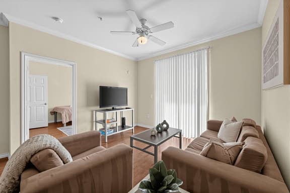 Gather, Unwind & Stay Close to UNT & DT Denton - Image 1